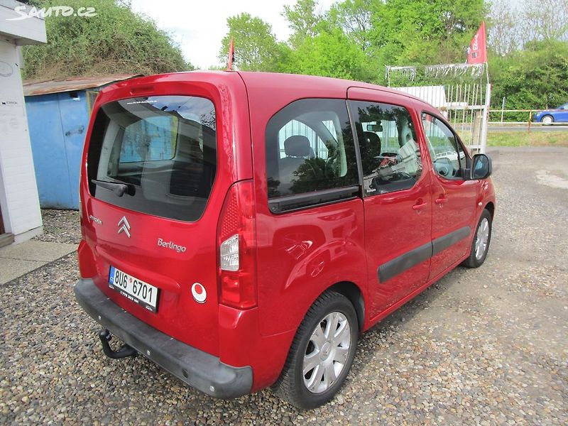 Citroën Berlingo 1,6-88KW - NOVÁ STK+BATERIE - fotka 9 z 19