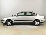 Volkswagen Passat (2005) 1.9 TDI, nová STK, Klima - náhled 2