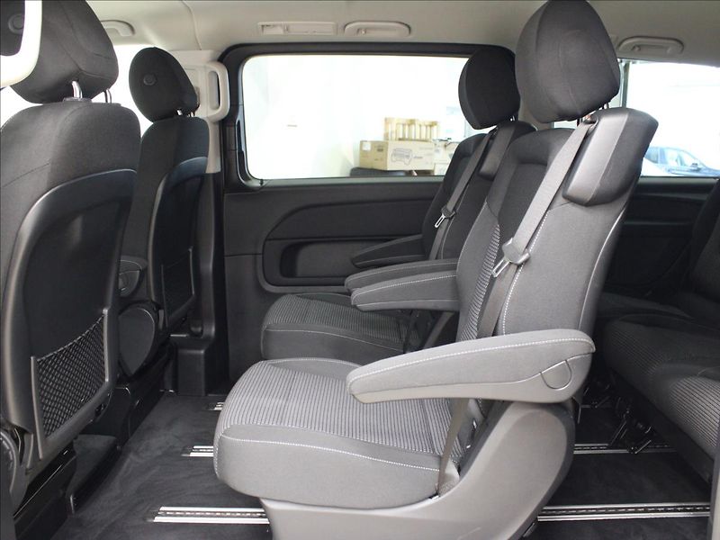 Mercedes-Benz Třídy V 2,0 220d L 9G Facelift 7 míst - fotka 15 z 34