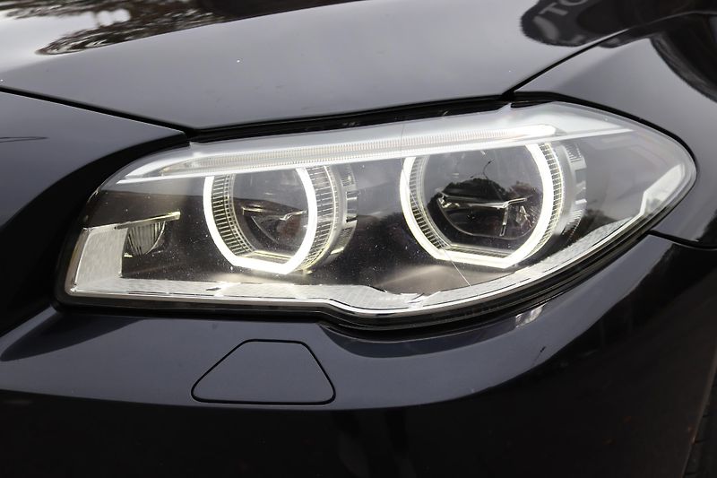 BMW Řada 5 - fotka 60 z 61