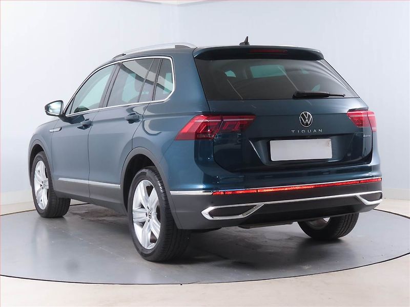 Volkswagen Tiguan (2021) 2.0 TDI - fotka 4 z 14