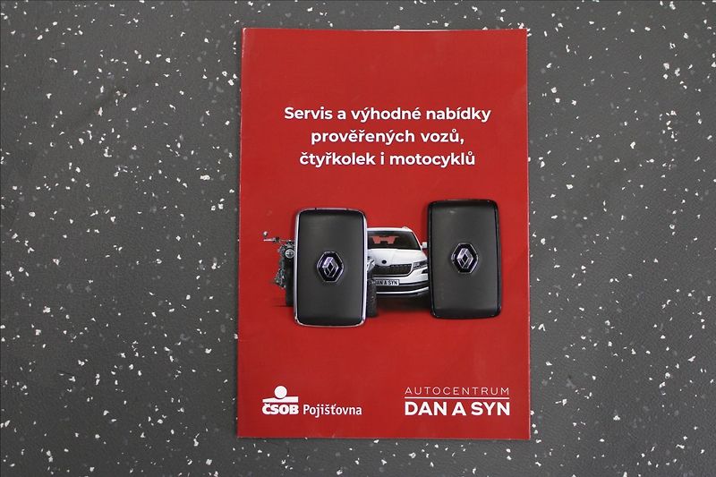 Renault Arkana 1,6 E-TECH Engeneering - fotka 36 z 42