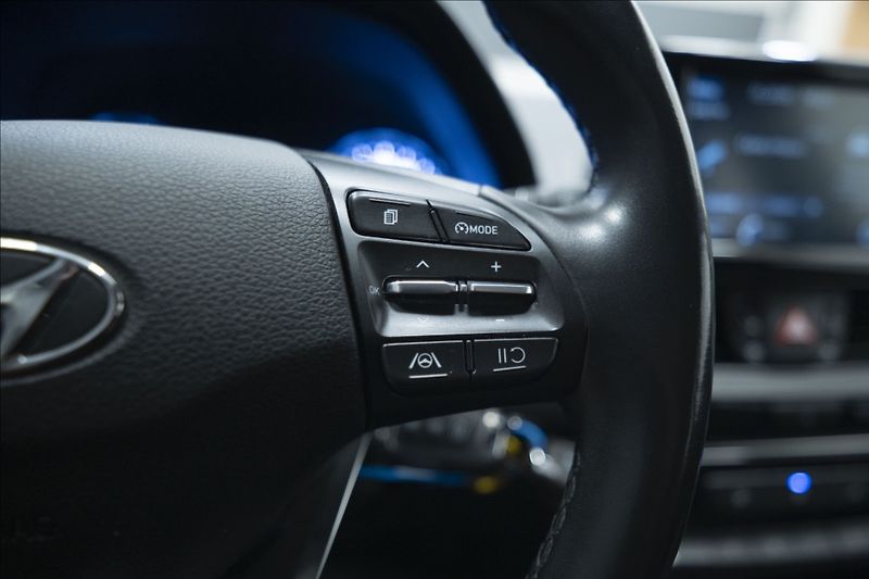 Hyundai i30 1,5 CVVT KAMERA 1. MAJITEL ČR - fotka 19 z 31