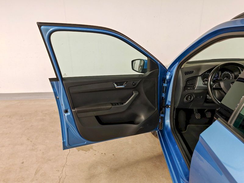Škoda Fabia (2019) Combi 1.0 MPI 55 kW Ambition P - fotka 19 z 28