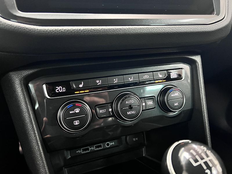 Volkswagen Tiguan 1.5 TSI 110 kW, Manuál - fotka 43 z 46