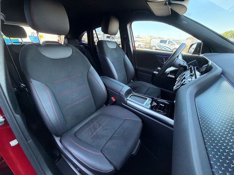 Mercedes-Benz GLA 200 d AMG Style Edition - fotka 28 z 36