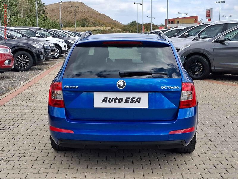 Škoda Octavia (2014) 1.6 TDi, Elegance, TZ - fotka 5 z 16