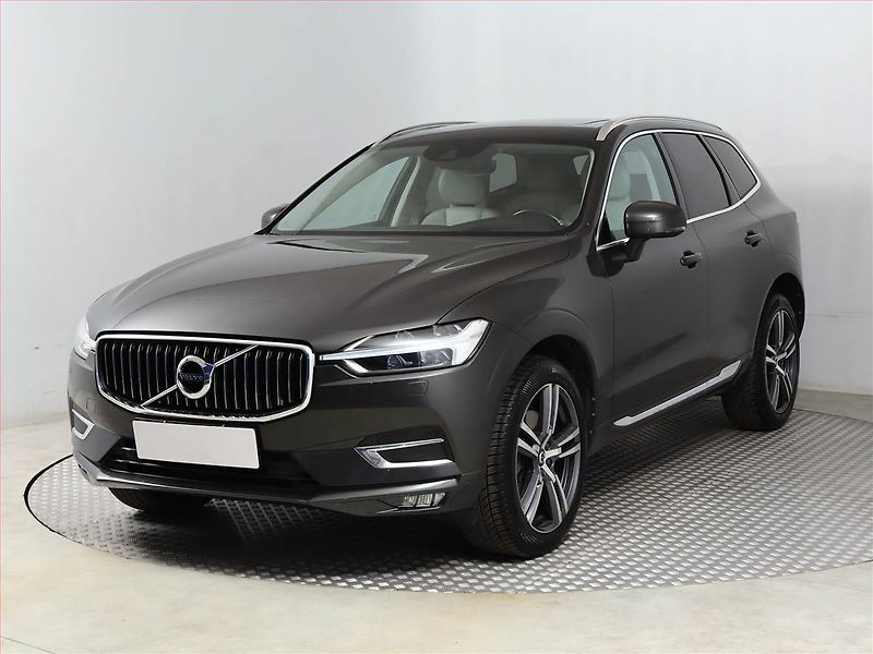 Volvo XC60 (2017) Inscription D5 AWD - fotka 2 z 20