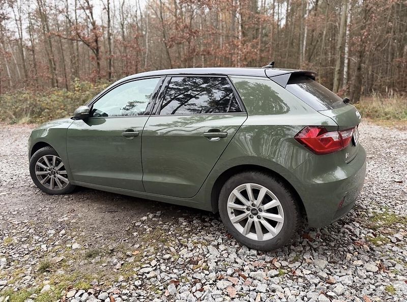 Audi A1 (2024) Audi A1•2024•AUTOMAT•20 000km - fotka 18 z 18