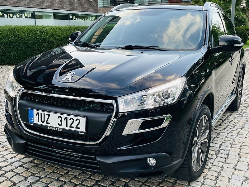 Peugeot 4008 1.8HDI 4x4 VÝHŘEV KAMERA TAŽNÉ - fotka 4 z 47