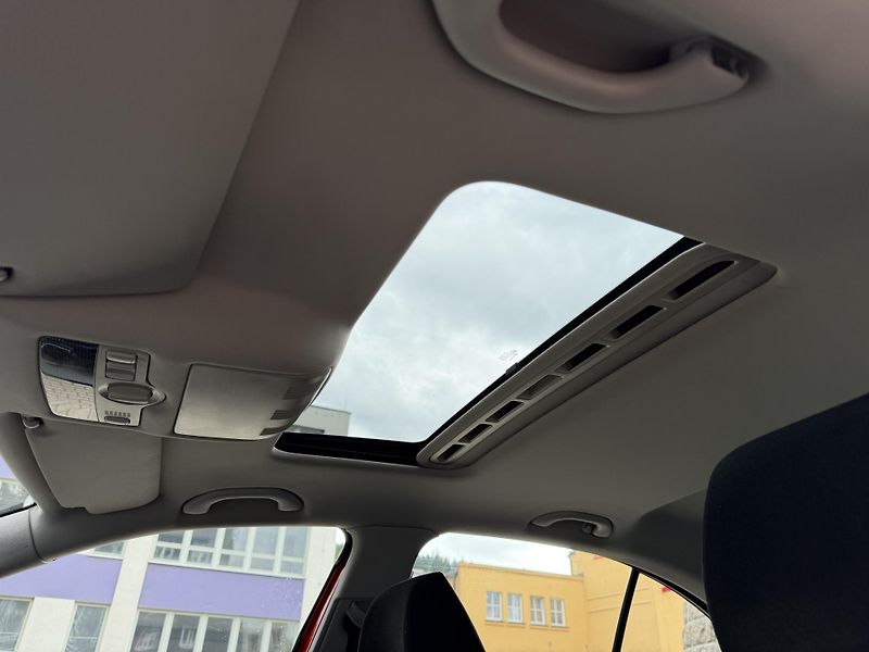 Škoda Octavia 1,2 TSI  77kW - fotka 23 z 29
