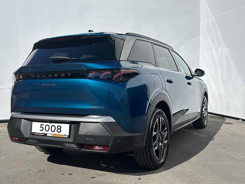 Peugeot 5008 (2026) GT e-DCS6 Hybrid - fotka 4 z 10