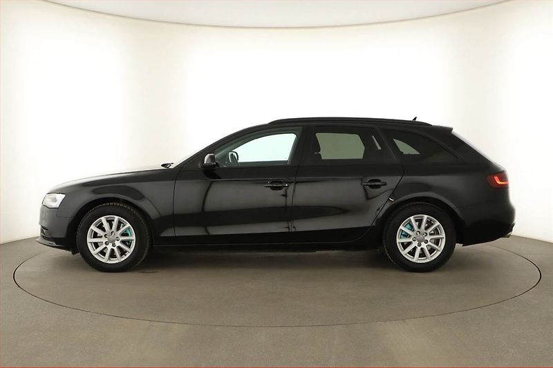 Audi A4 (2014) 2.0 TDI, Automat, Navi - fotka 3 z 16