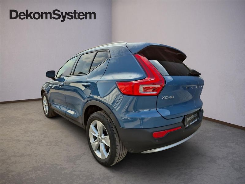 Volvo XC40 2,0 B3 Core - fotka 4 z 16