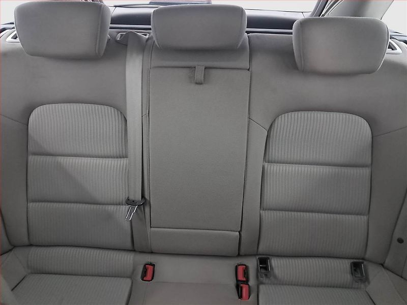 Audi A4 (2008) 3.0 TDI , 4X4, Xenony - fotka 10 z 16