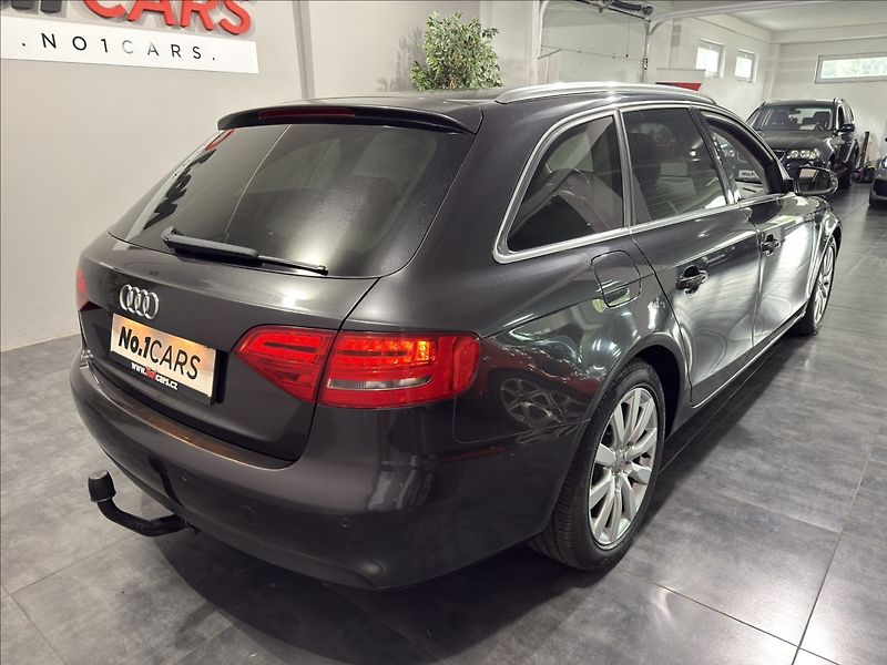 Audi A4 2,0   TDI B8 1.MAJITEL BI-XEN - fotka 5 z 43