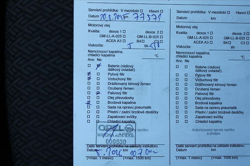 Opel Mokka 1,6 i  ČR,1.MAJITEL,TAŽNÉ - fotka 27 z 27