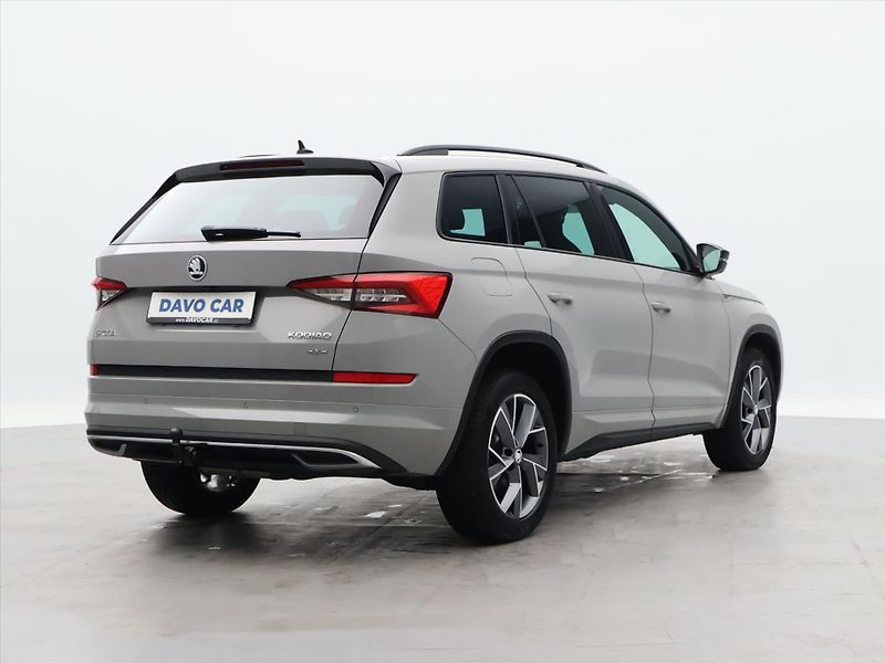 Škoda Kodiaq 2,0 TDI 140kW 4x4 DSG Sportlin - fotka 7 z 30