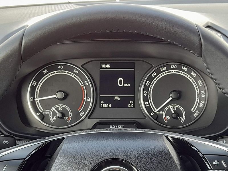 Škoda Fabia Ambition Plus Konektivita 1.0 - fotka 13 z 20