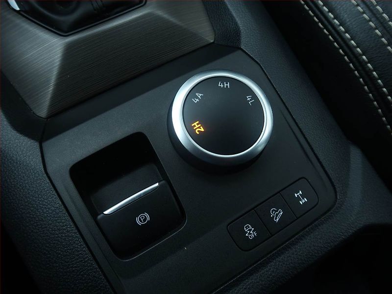 Volkswagen Amarok (2024) V6 3.0 TDI - fotka 19 z 26