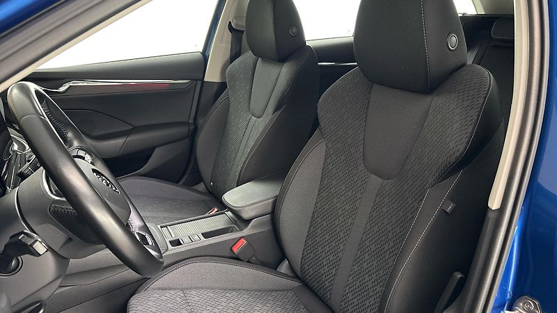 Škoda Octavia 1.0 TSI Style Combi - fotka 15 z 26