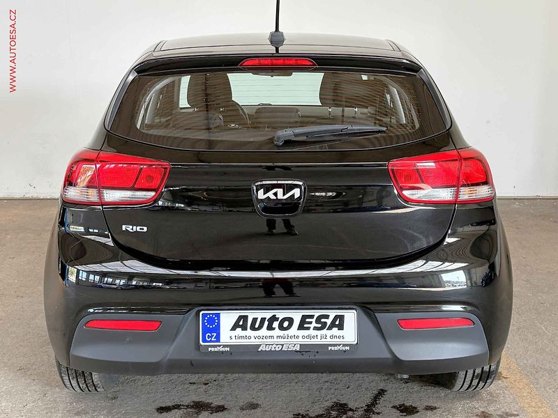 Kia Rio (2021) 1.2i, 1.maj,ČR, servis.kniha - fotka 5 z 14