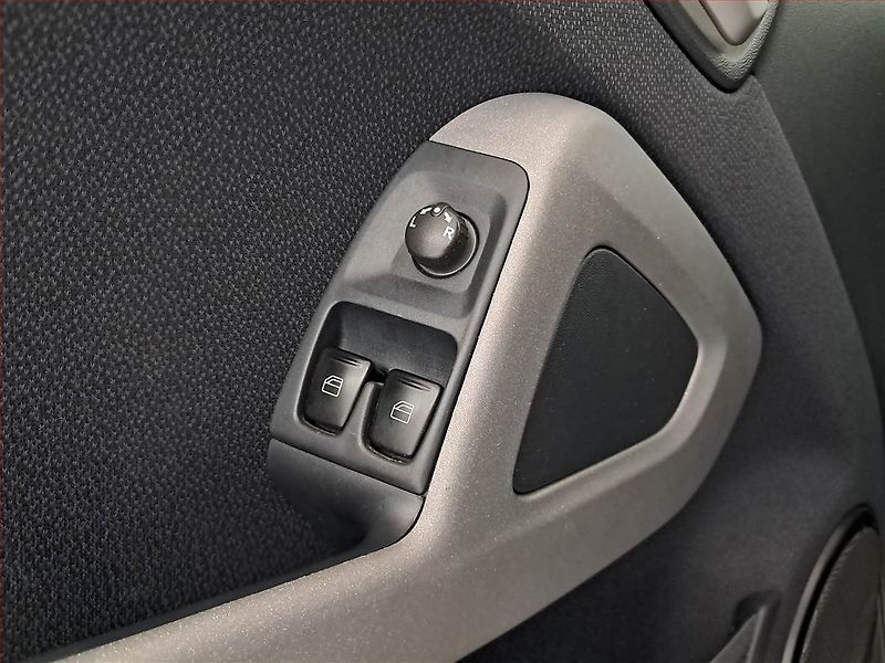 Smart Fortwo (2012) 1.0, Automat, Serv.kniha - fotka 13 z 13
