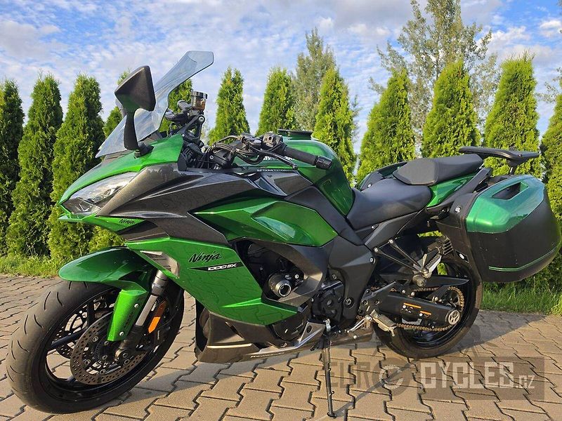 Kawasaki Ninja 1000 SX (2020) - fotka 11 z 20