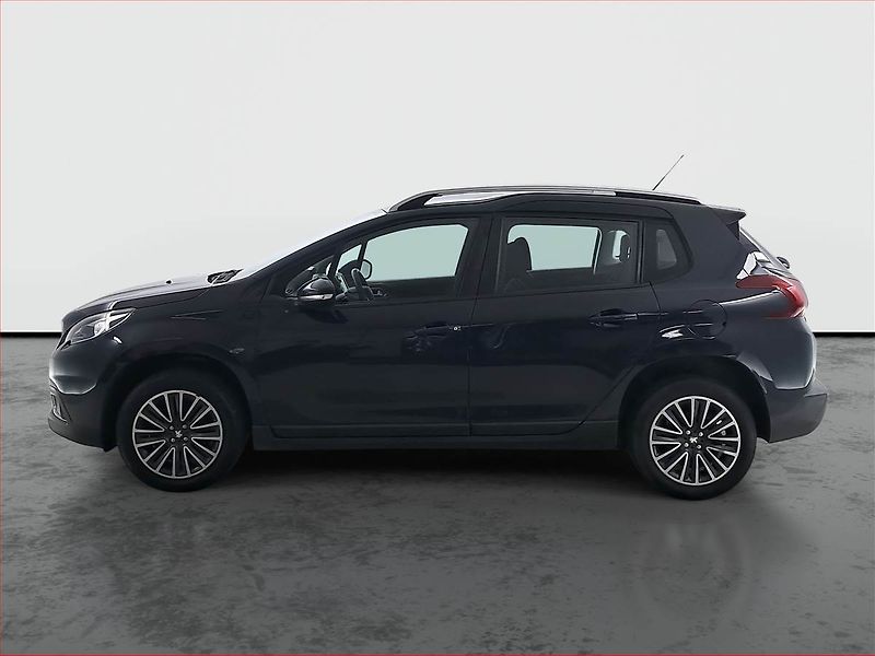 Peugeot 2008 (2019) 1.2 PureTech, Serv.kniha - fotka 3 z 16