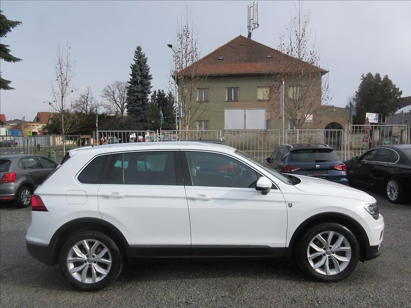 Volkswagen Tiguan 2,0 TDI Led Highline Top Stav - fotka 4 z 18