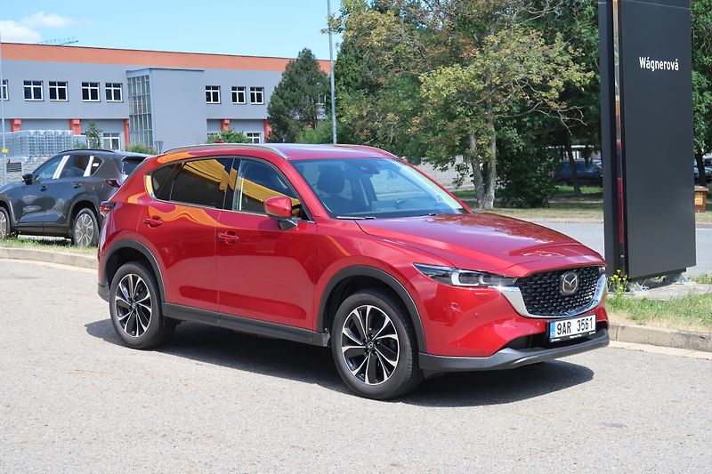 Mazda CX-5 2,5 AT 4x4 Revolution, záruka - fotka 2 z 32