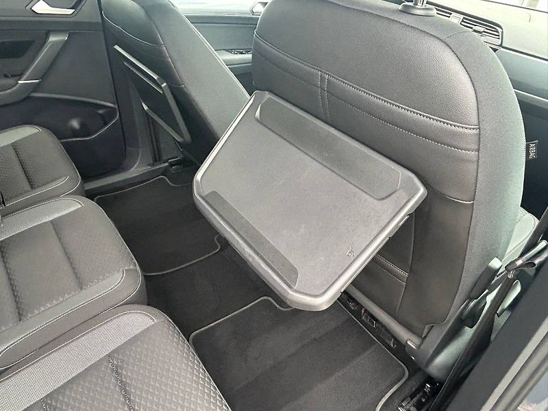 Volkswagen Touran (2022) 2.0 TDI DSG 7míst tažné - fotka 11 z 33