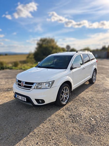 Fiat Freemont (2015) Fiat Freemont 2.0 MultiJet 125 - fotka 5 z 13
