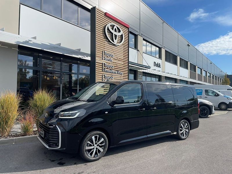 Toyota ProAce Verso 2.0 D-4D 177k L2  A/T VIP 7Sky - fotka 1 z 29