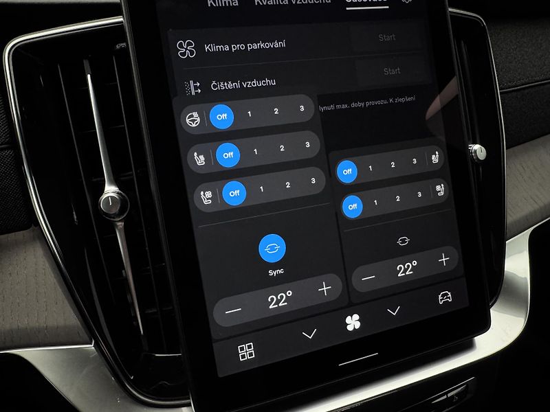 Volvo XC90 T8 AWD RECHARGE REZERVACE - fotka 40 z 51