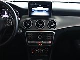 Mercedes-Benz GLA (2018) 220 4MATIC, 4X4, Automat - náhled 10