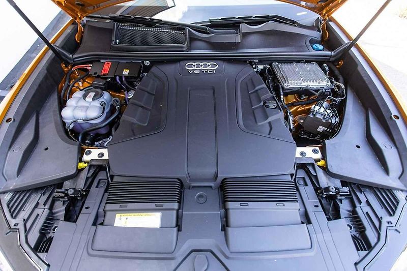 Auto jsme zkoušeli na silnicích v berounském okrese