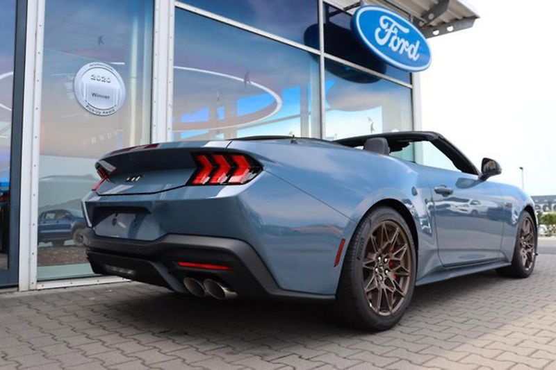 Ford Mustang (2026) 5.0 Convertible MagneRide Bron - fotka 8 z 23