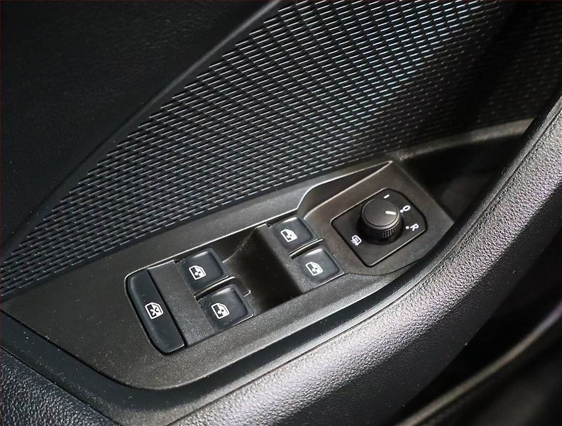 Škoda Octavia (2022) Ambition 2.0 TDI, ČR,1.maj - fotka 18 z 20