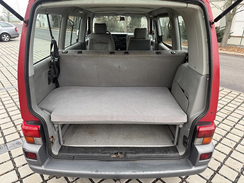 Volkswagen Transporter Allstar 2.5 TDi 75 kW - fotka 19 z 20