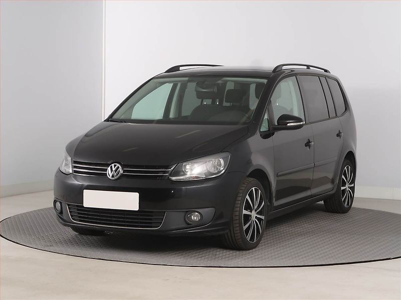 Volkswagen Touran (2012) 1.6 TDI, Navi, Tempomat - fotka 2 z 15