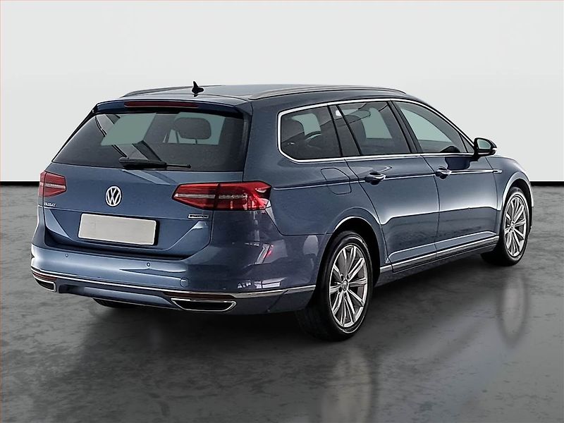 Volkswagen Passat (2018) Highline 2.0 TDI, 4X4 - fotka 5 z 26