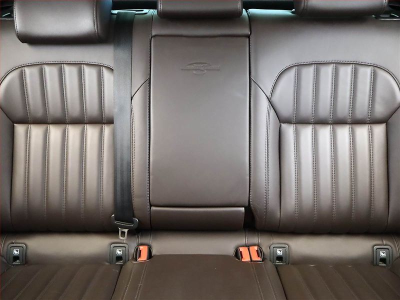 Škoda Superb (2016) Laurin&Klement 2.0 TDI, Kůže - fotka 8 z 21