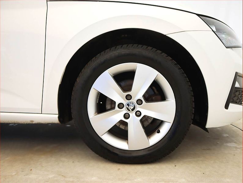 Škoda Scala (2019) Ambition 1.6 TDI, Serv.kniha - fotka 15 z 20