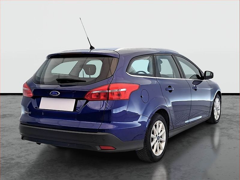 Ford Focus (2015) 1.5 TDCi, Serv.kniha, Tempomat - fotka 5 z 17