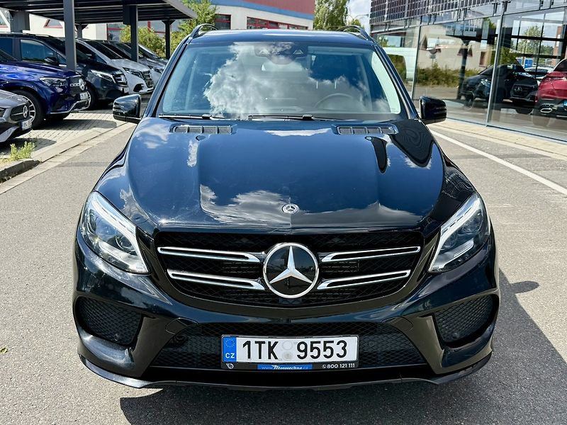Mercedes-Benz GLE (2018) 250 d 4MATIC - fotka 3 z 46