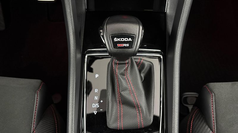 Škoda Kodiaq 2.0 TSI DSG 4x4 RS - fotka 27 z 32