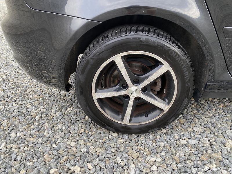 Audi A3 1.6TDi 105PS S-TRON 150TKM CZ! - fotka 51 z 150