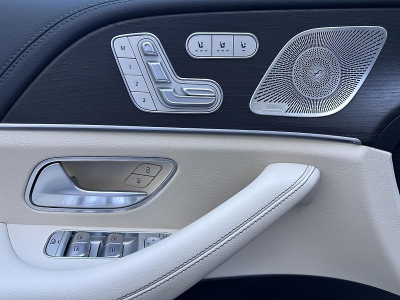 Mercedes-Benz GLS 450d  4Matic AMG - fotka 30 z 35