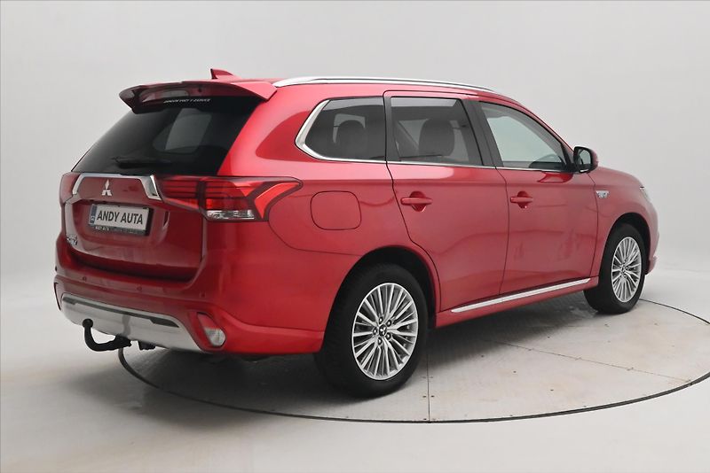 Mitsubishi Outlander 2,4 PHEV Intense+ 4WD Záruka a - fotka 5 z 32